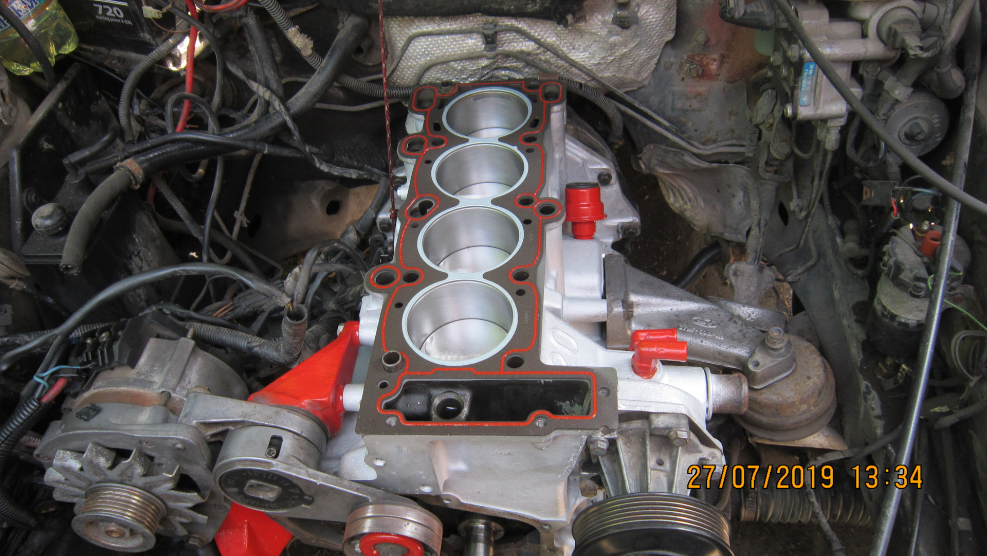 3.2 л. Ford Scorpio 2.0 DOHC. Двигатель Форд DOHC 2.0. Ford Sierra 2.3 дизель распредвал. Термостат на Форд Скорпио 2.3.