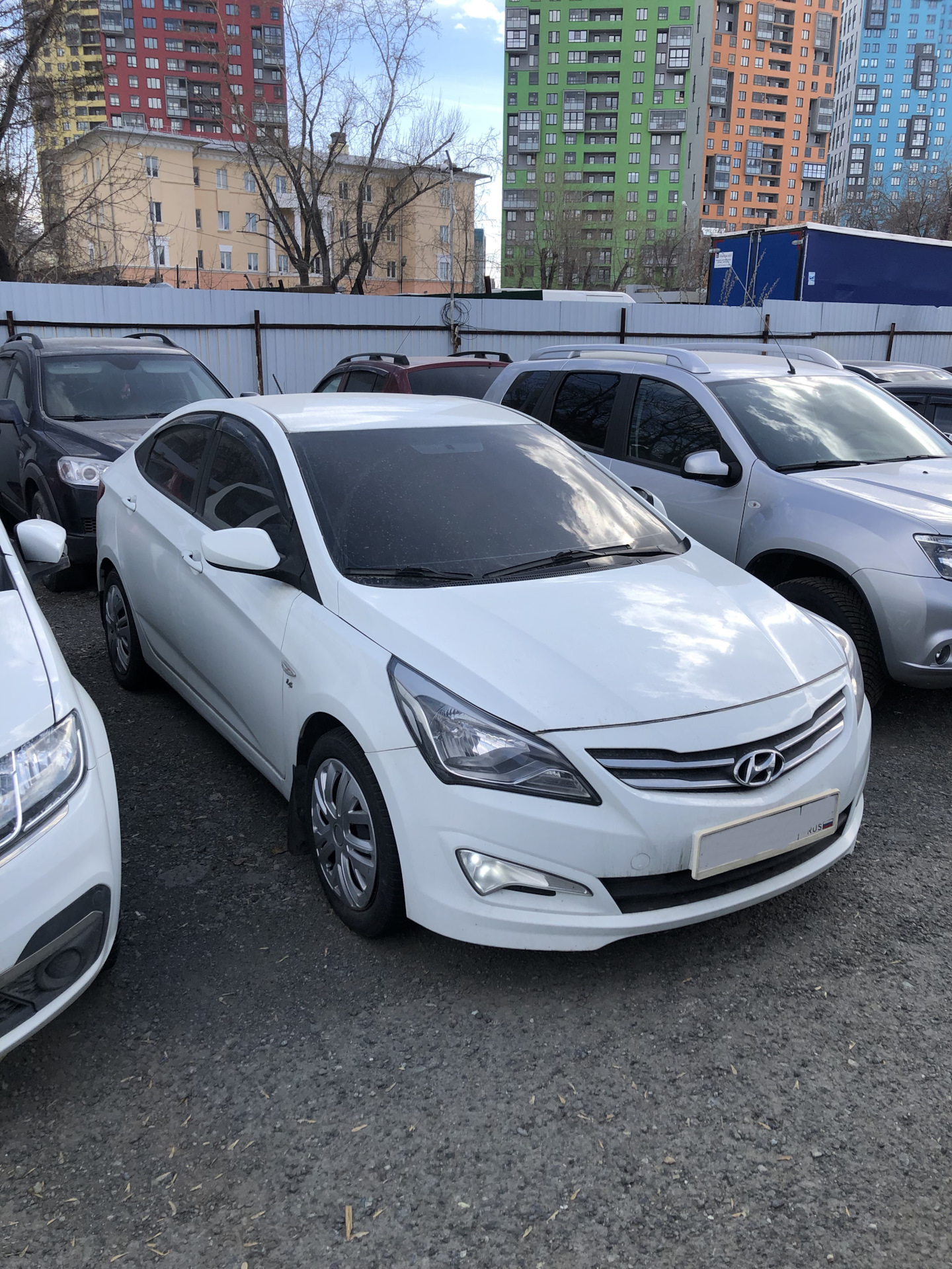 Замена лобового стекла с обогревом на hyundai solaris ВИДЕО — Hyundai ...