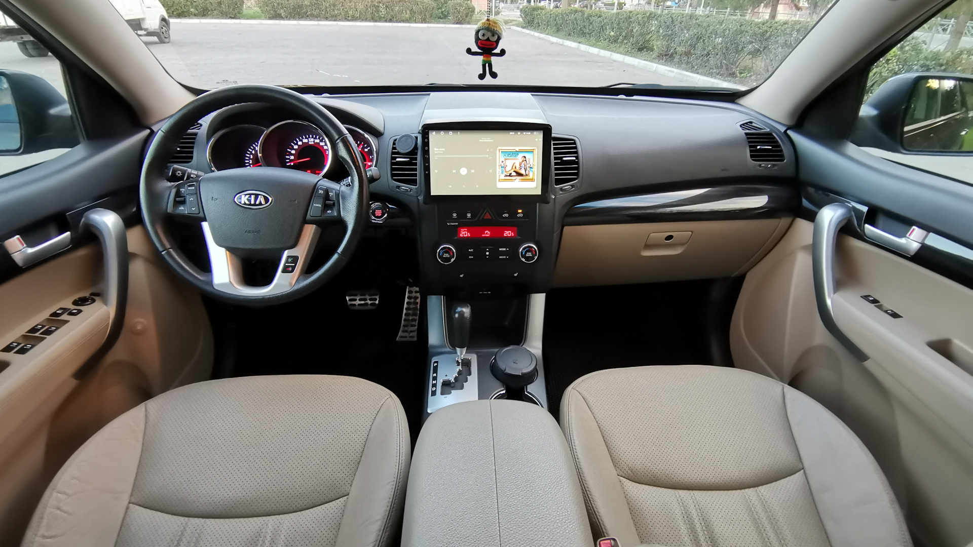 Kia Sorento 2009 Interior