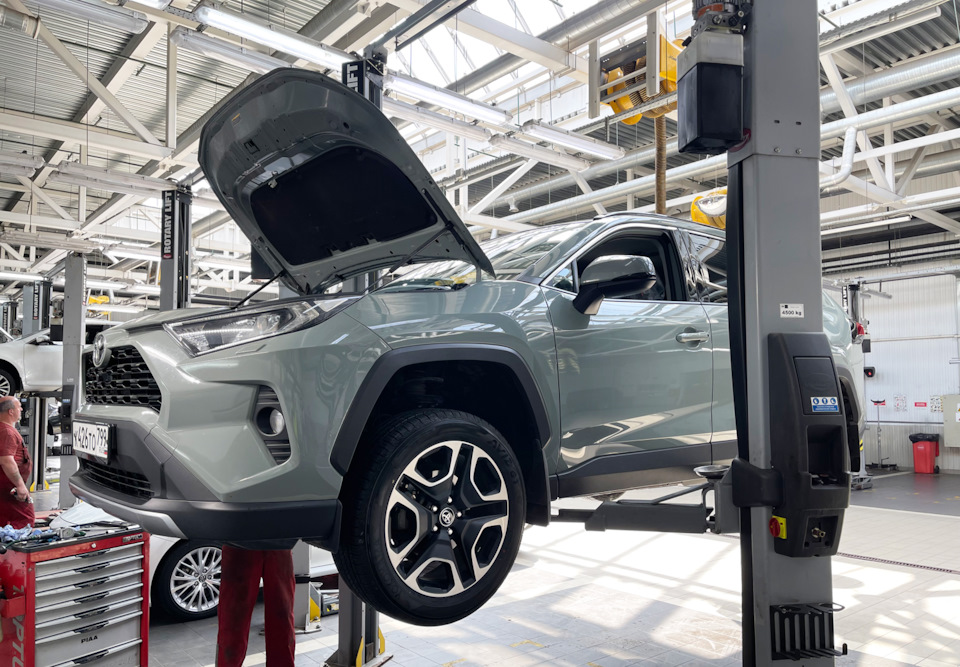Промежуточное ТО — 54854км Тойота Люберцы — Toyota RAV4 (5G), 2 л, 2020 ...