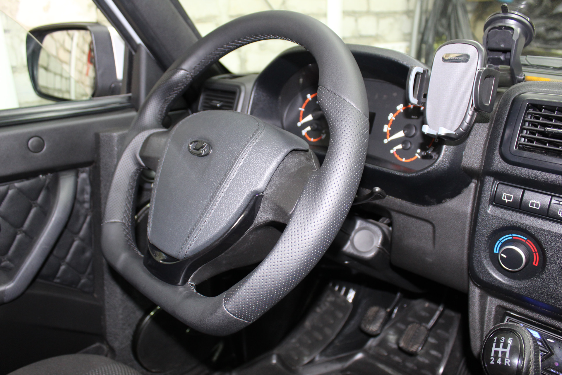 Руль от приоры 2 — Lada 4x4 3D, 1,7 л, 2020 года | тюнинг | DRIVE2
