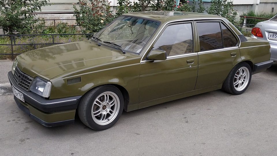 Opel Ascona 1985