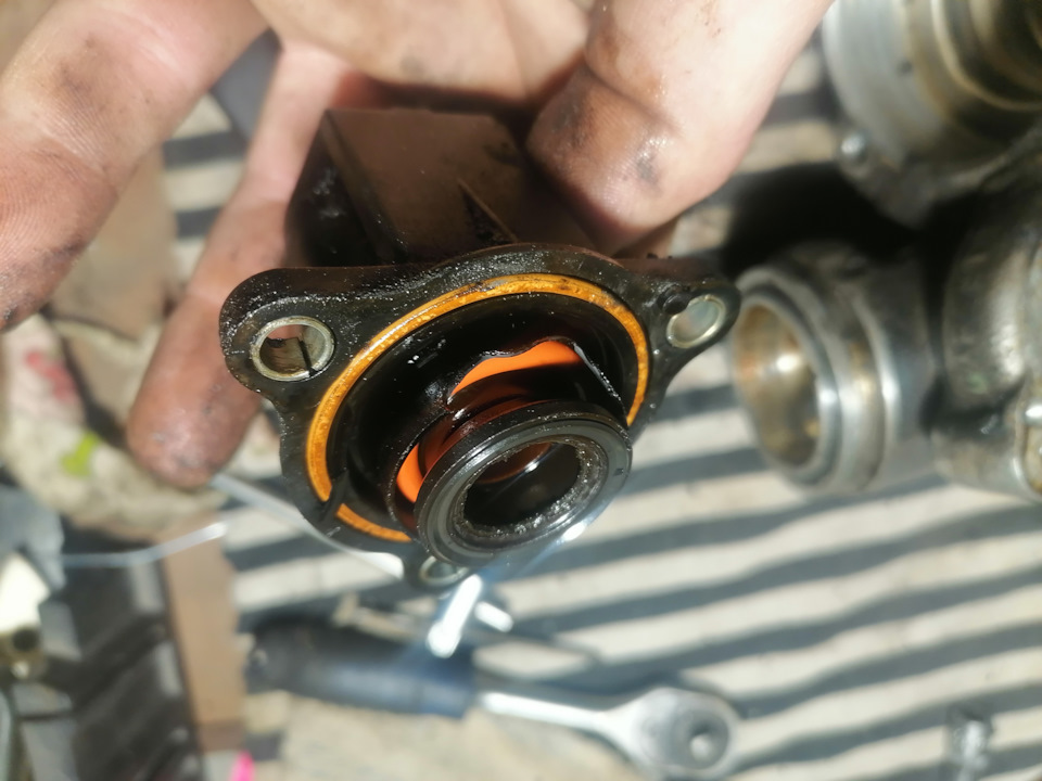 Чистка, турбины, байпас, вестгейт — BMW 7 series (F01/02), 4,4 л, 2008 ...