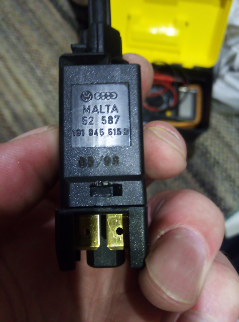 Не горят стопаки — SEAT Alhambra, 2 л., 1998 года | своими руками | DRIVE2