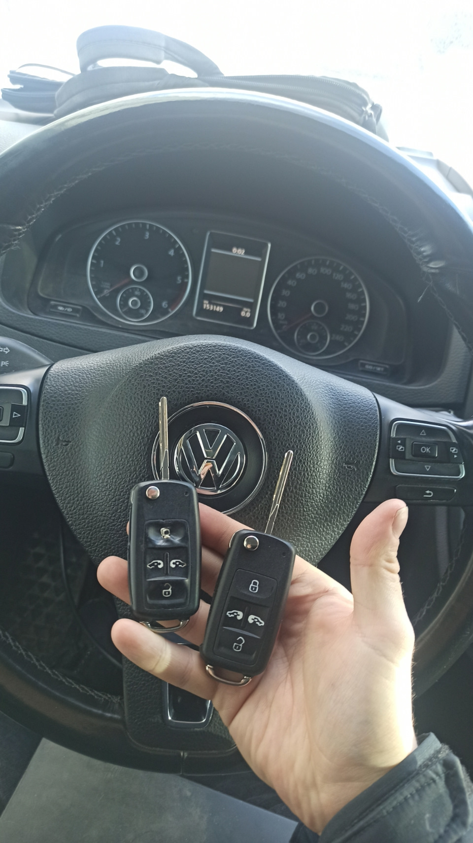 Изготовление дубликата ключа VW Multivan 2014 года — Андрей Пифон на DRIVE2