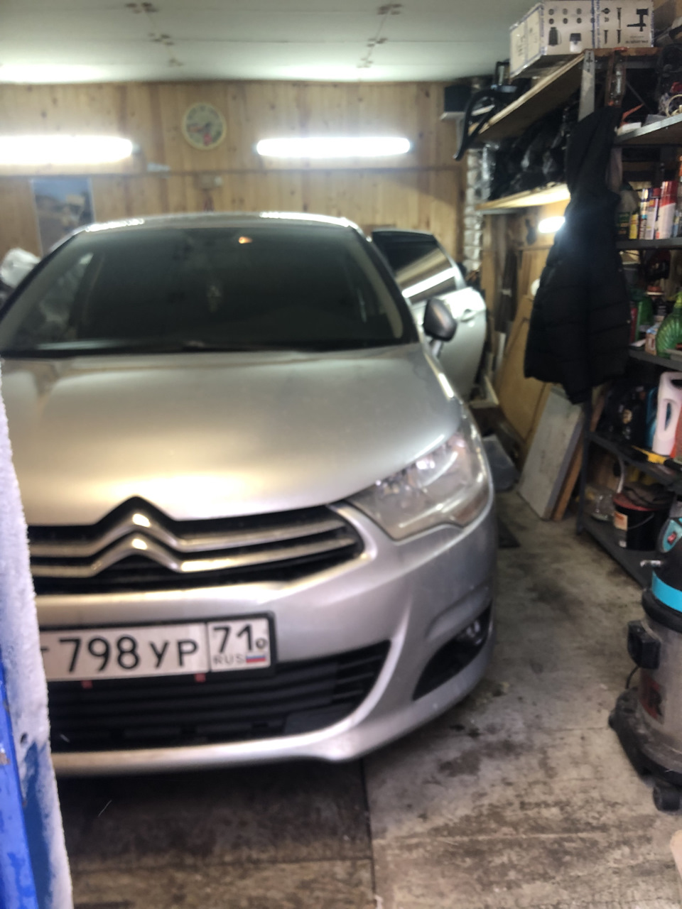 Выходные у всех разные. — Citroen C4 (2G), 1,6 л, 2012 года | наблюдение |  DRIVE2