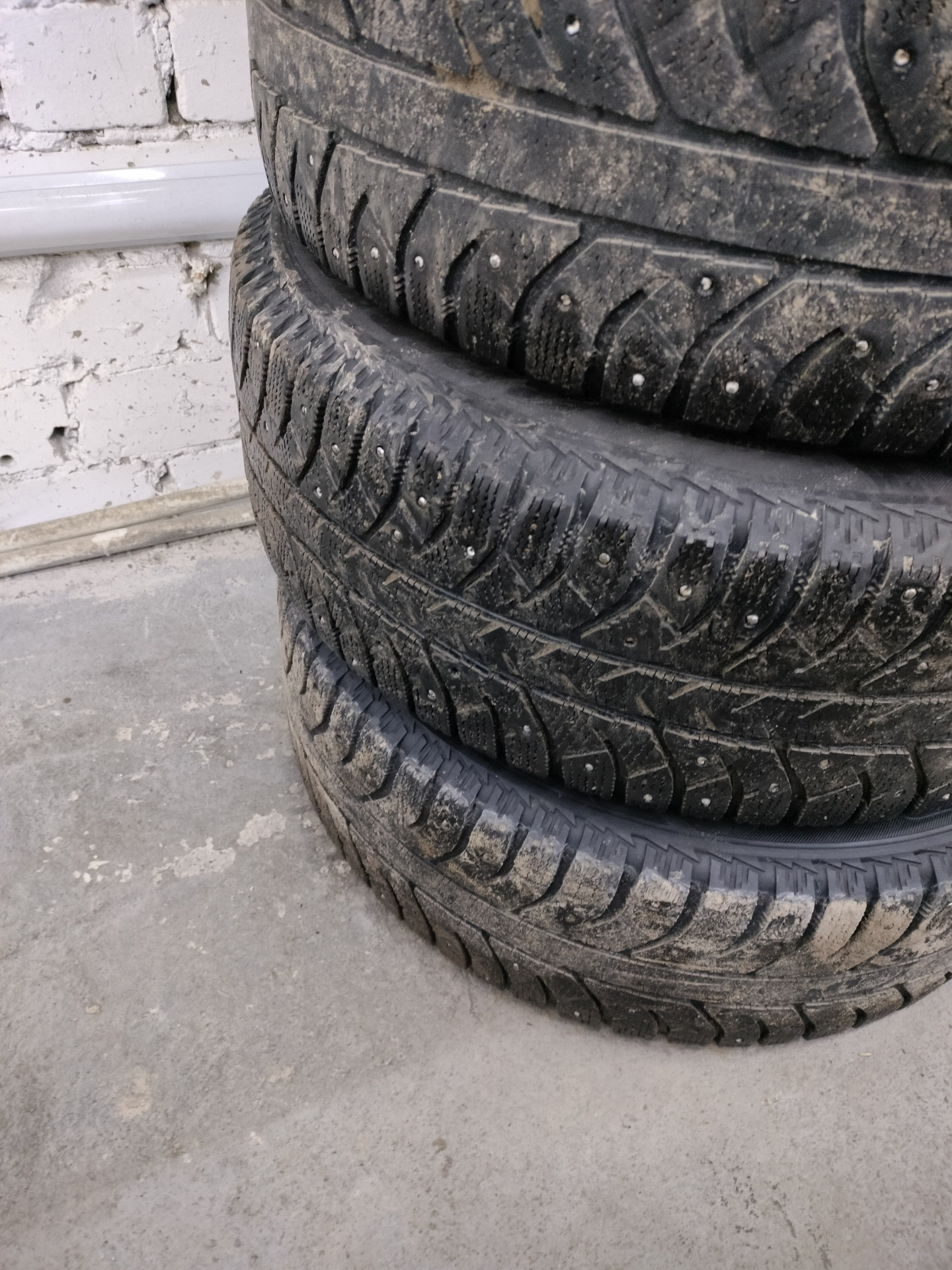 Кордиант сноу макс 215/55/16. Cordiant snow cross 2. Кордиант комфорт 2 235/65/17. Кордиант 235 65 r17. Кордиант 235 65 r17.