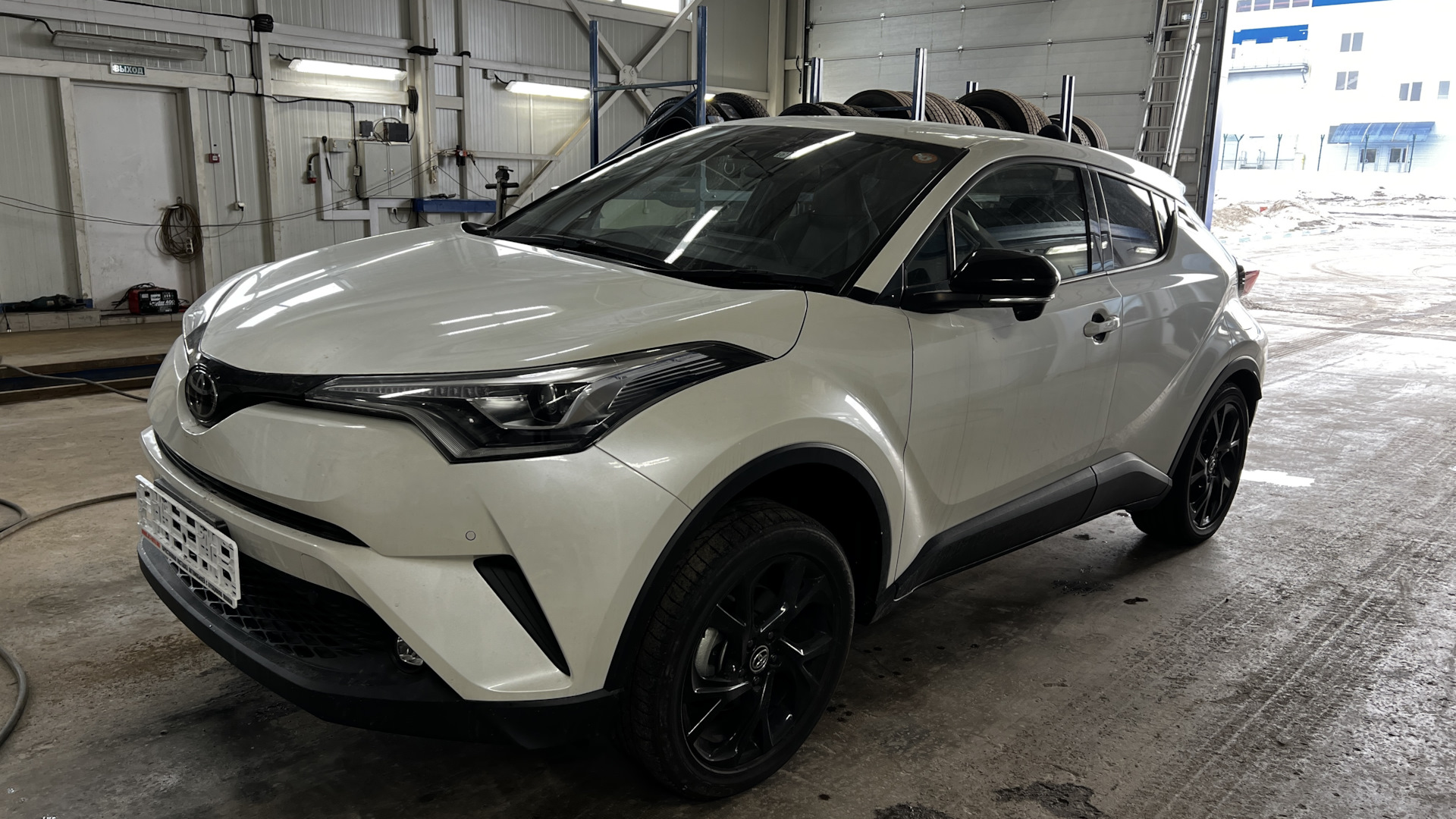 Toyota C-HR из Японии! — Toyota C-HR, 1,2 л, 2019 года | покупка машины |  DRIVE2