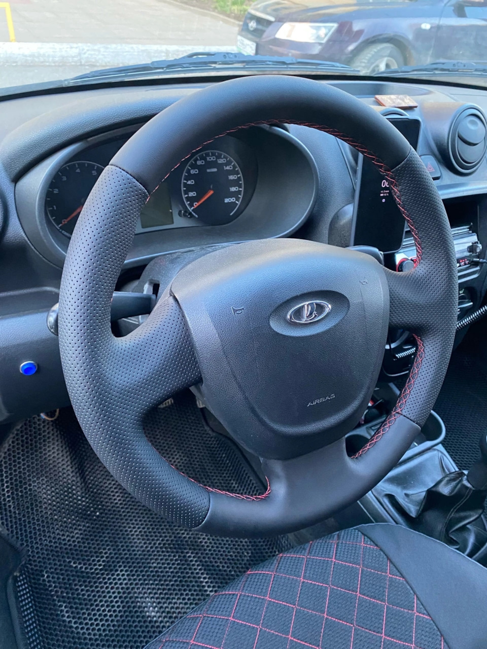 Доработки интерьера aka колхозинг — Lada Гранта, 1,6 л, 2013 года ...