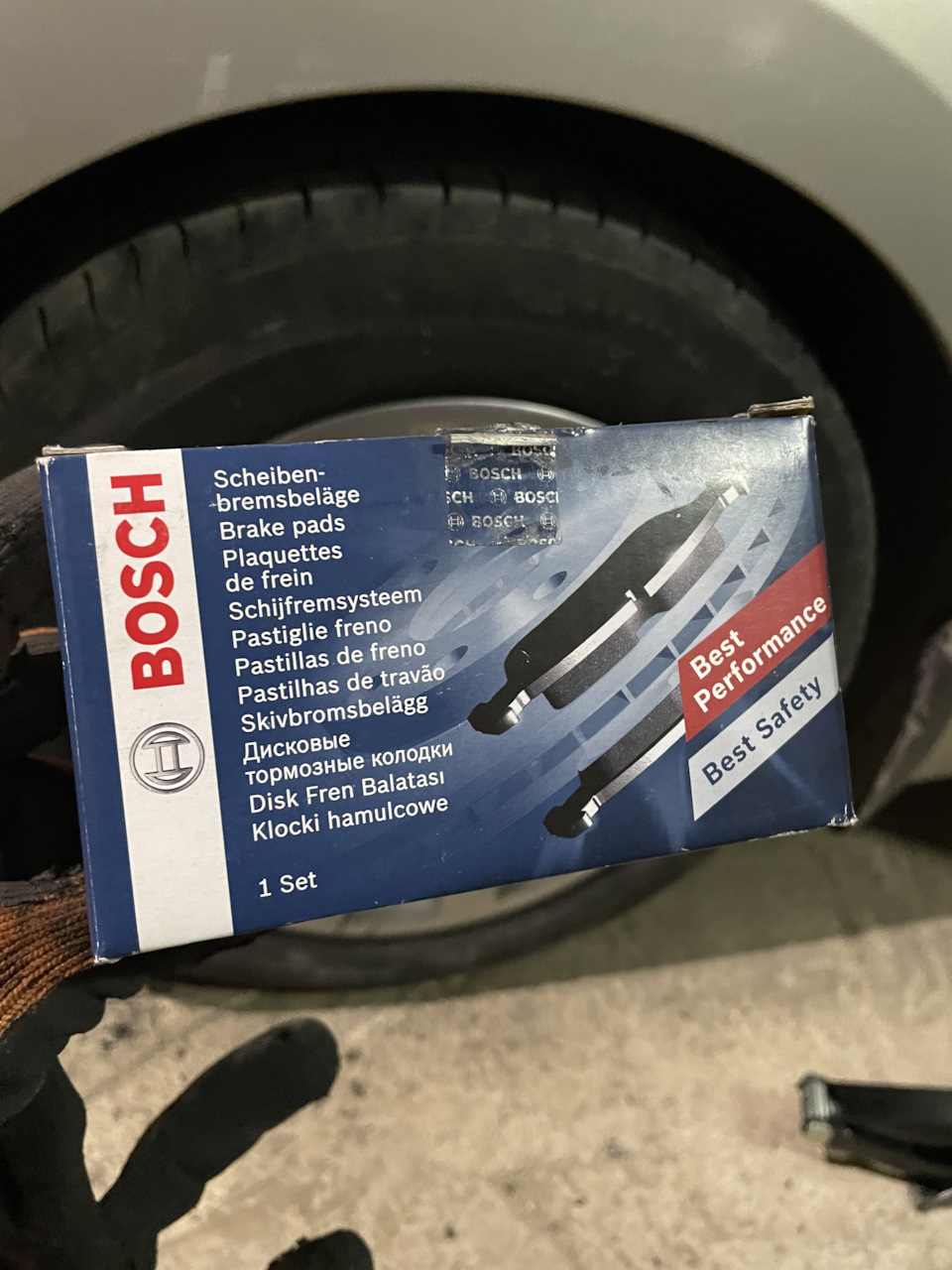 Замена тормозных колодок — Hyundai Solaris (2G), 1,6 л, 2019 года ...