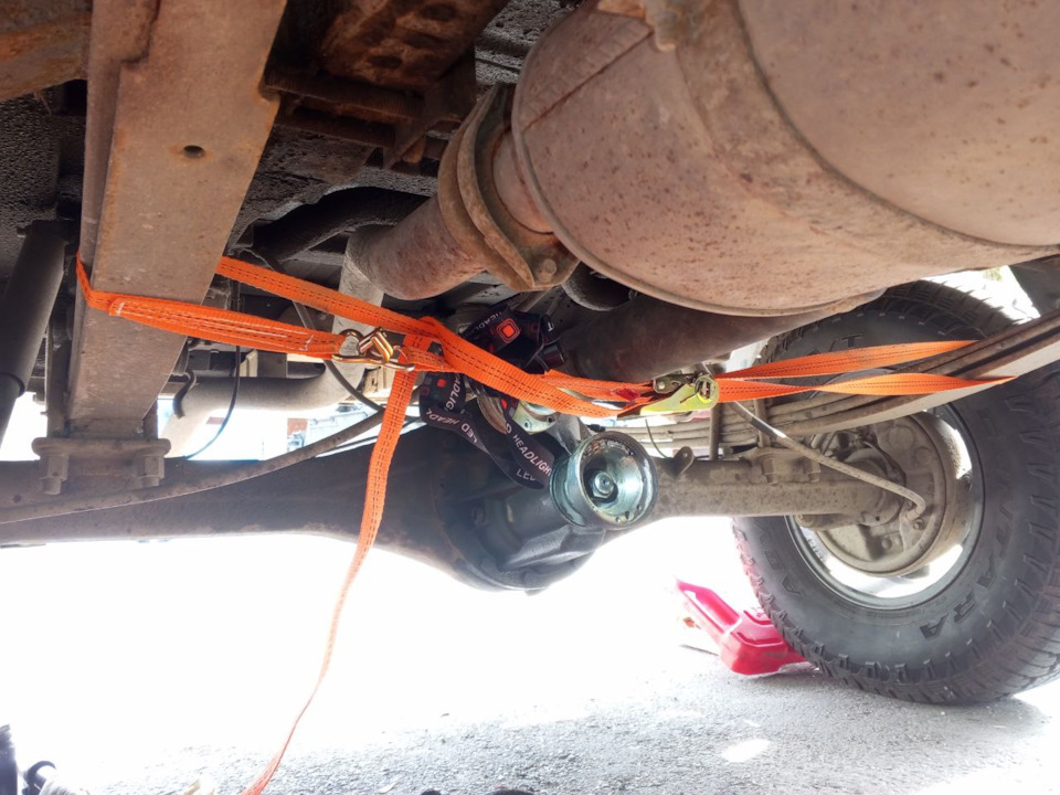 Такелаж помог с караданом и стал креплением для налобника — ГАЗ Соболь 4х4