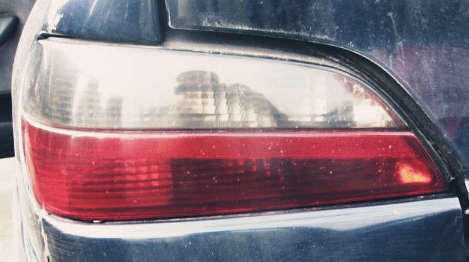 SOS: Как убрать конденсат из фары? — DRIVE2