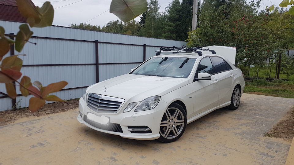 Установка багажника с велокреплениями — Mercedes-Benz E-Class (W212), 1 ...