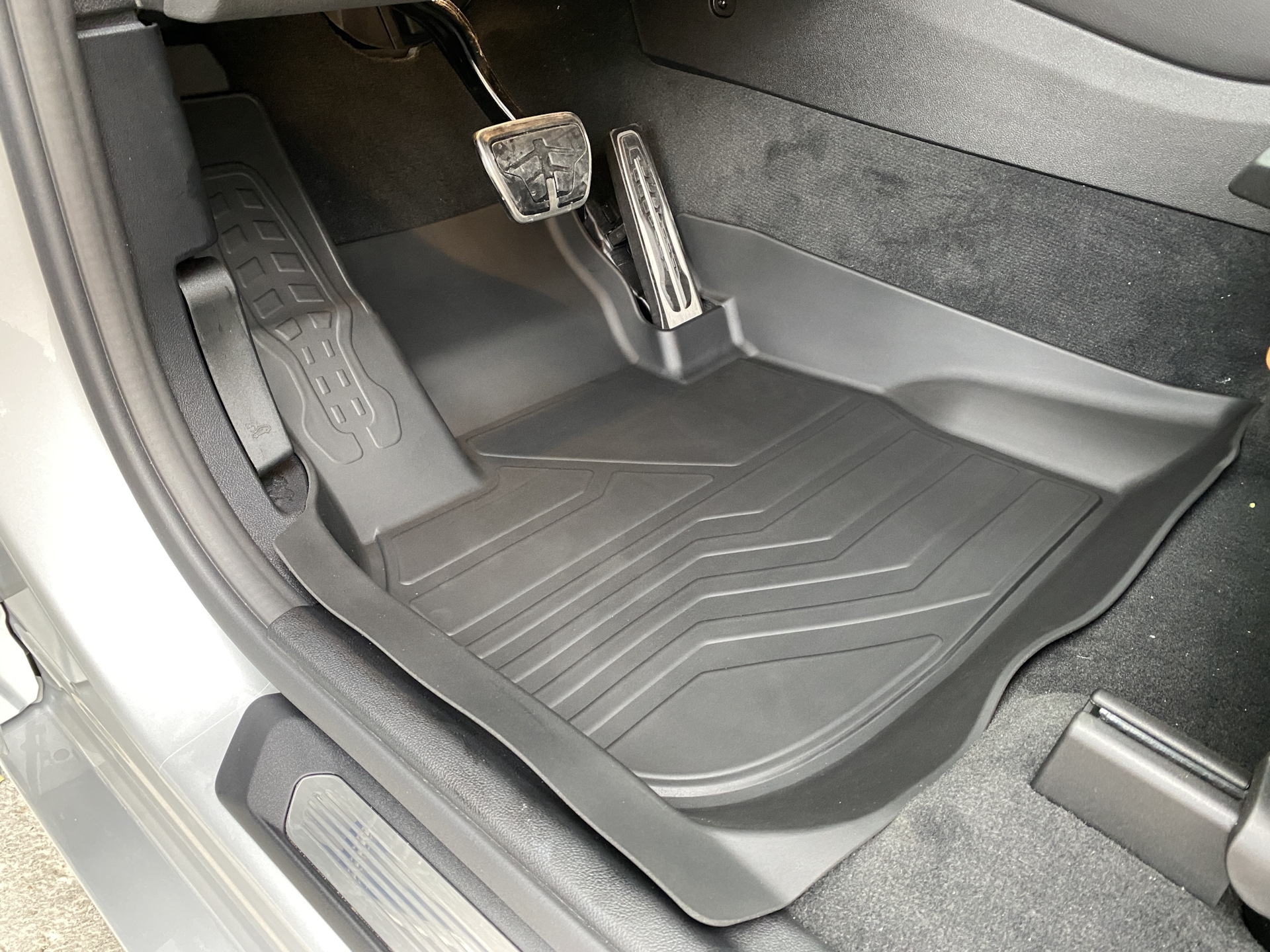 3d коврики бмв