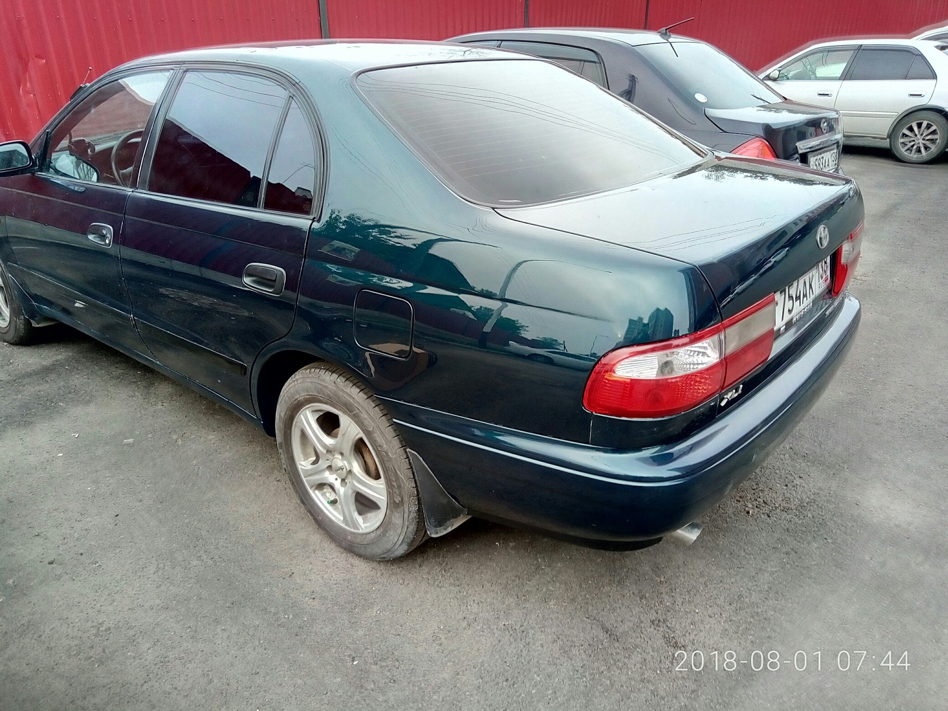 Toyota Carina e ДТП