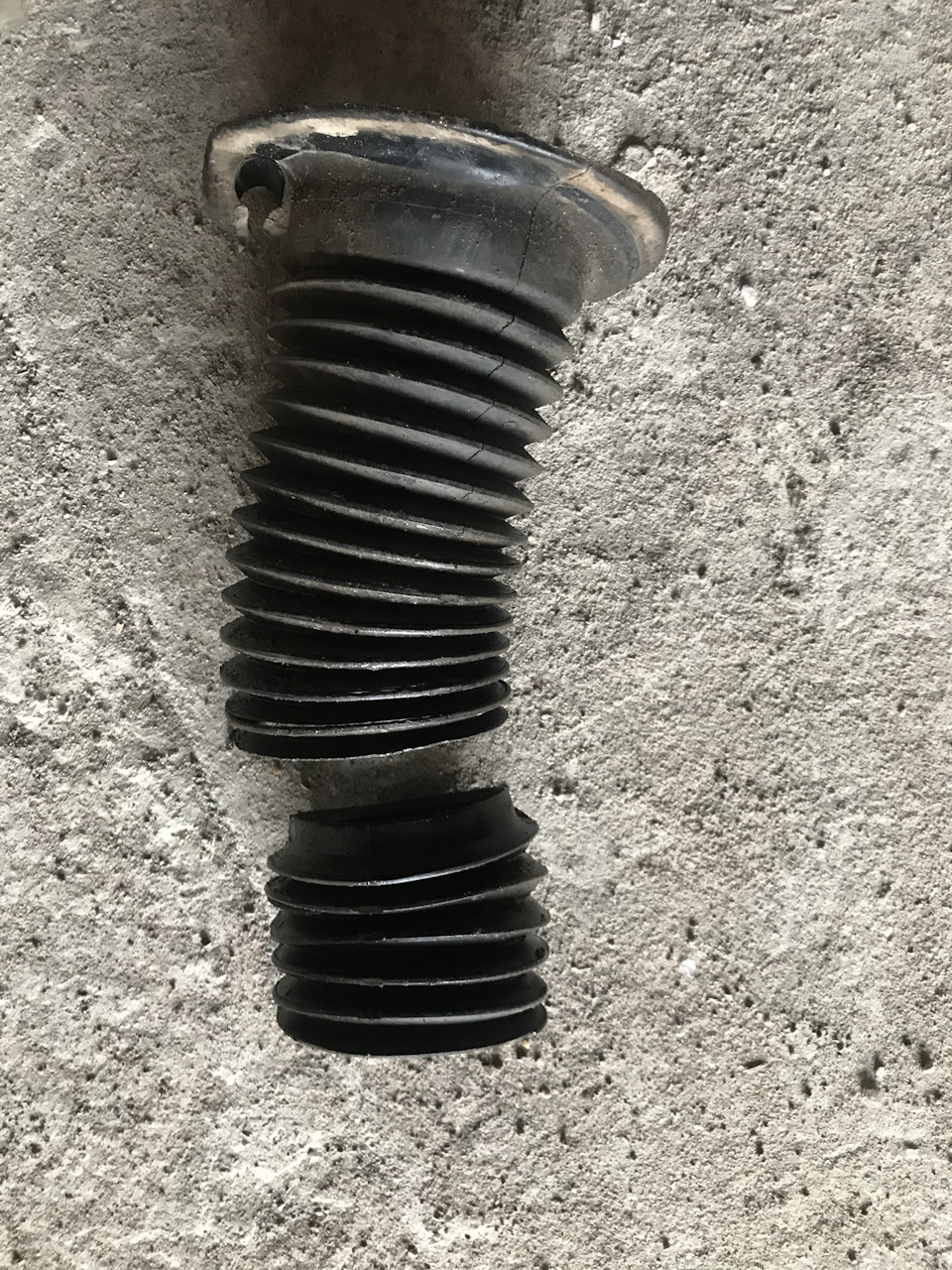 Замена пыльника на стойке — DRIVE2