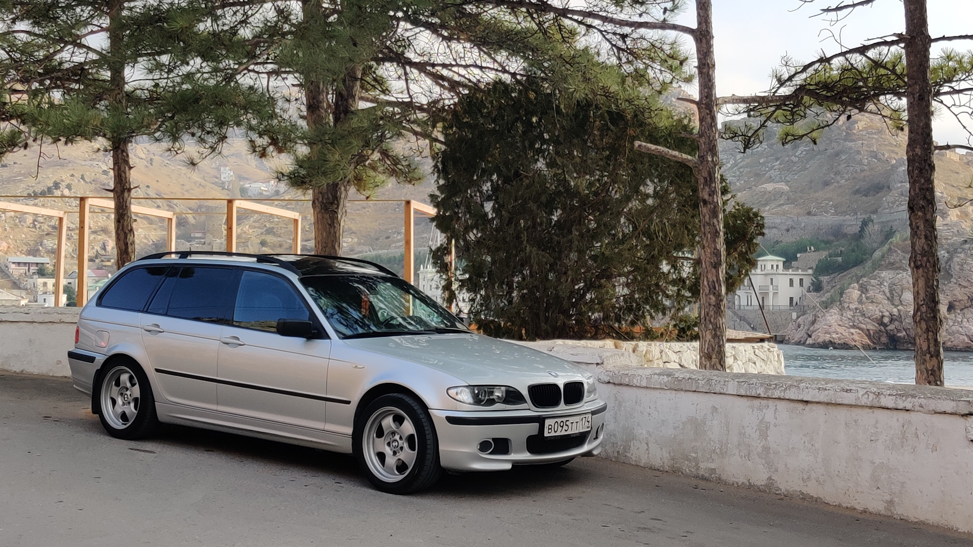 BMW 3 series Touring (E46) 2.5 бензиновый 2002 | 325 XI Тролль 🍀🤦🏽‍♂️ на  DRIVE2