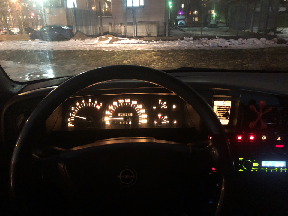 Замена лампочек подсветки омега А — Opel Omega A, 2 л, 1988 года ...