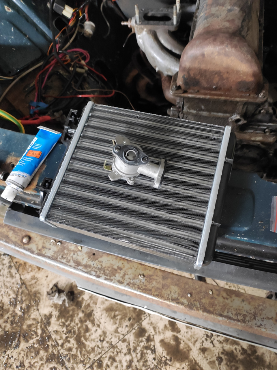 Много фото не делал, это так, для галочки — Lada 21043