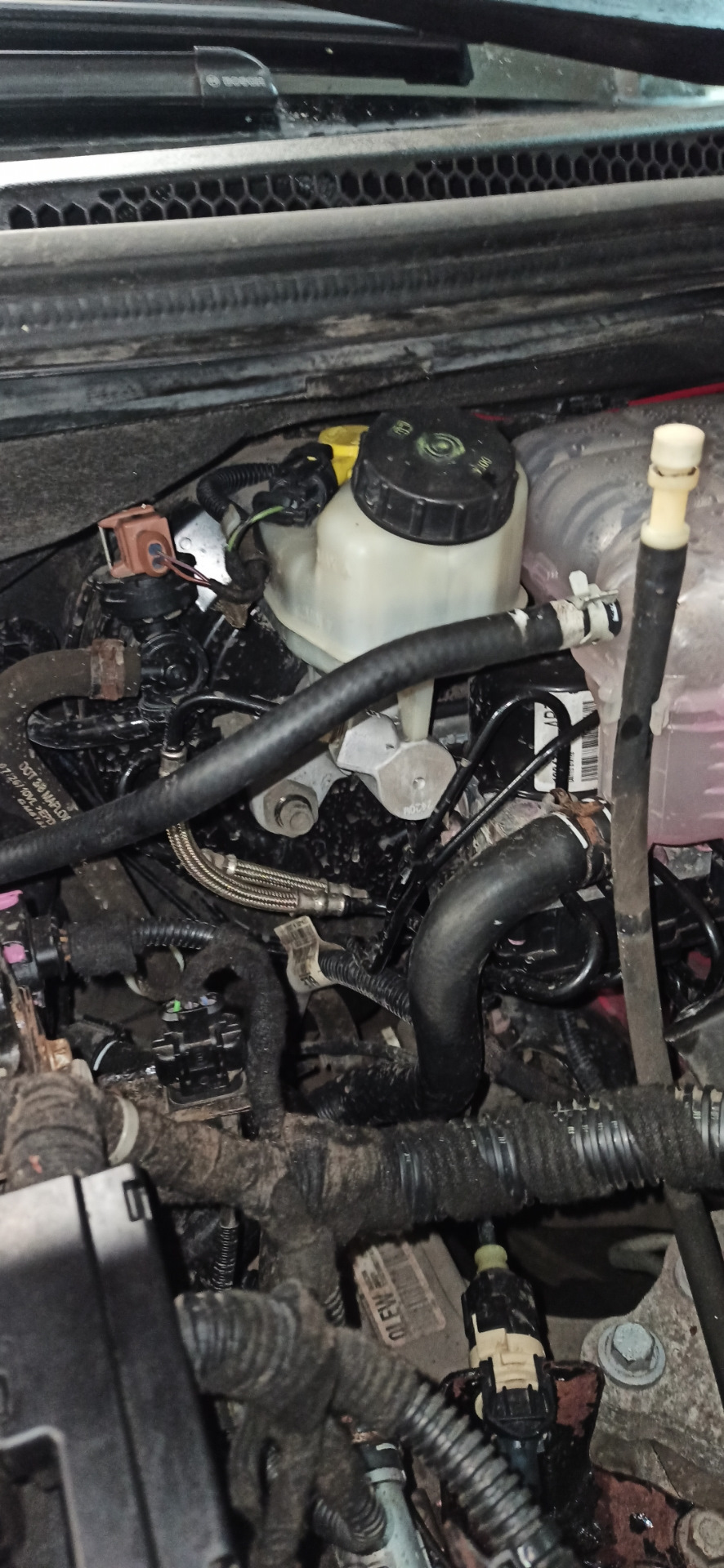 Патрубки охлаждения — Opel Astra J, 1,6 л, 2010 года | своими руками ...