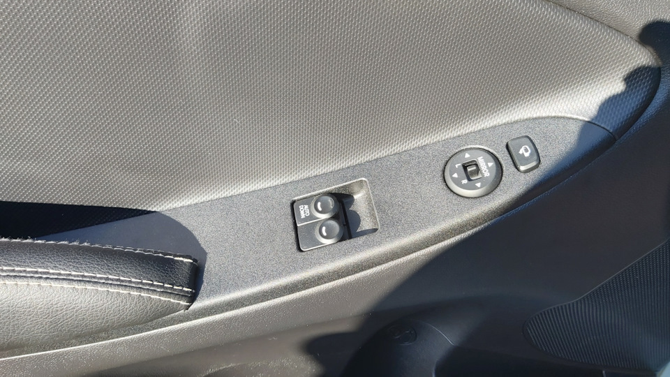 Элементы салона в черный графит + перетяжка козырька панели приборов ...