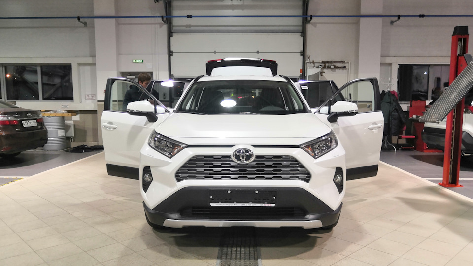 руководство по эксплуатации автомобиля, а также мультимедийной системы ...