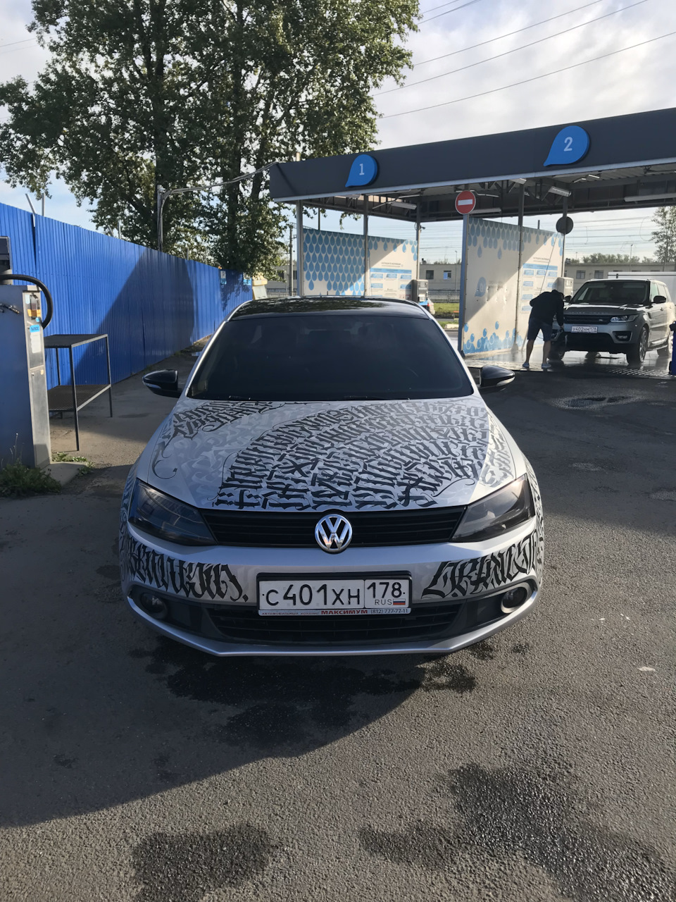 Роспись каллиграфией автомобиля VW Jetta 1.6 MT — DRIVE2