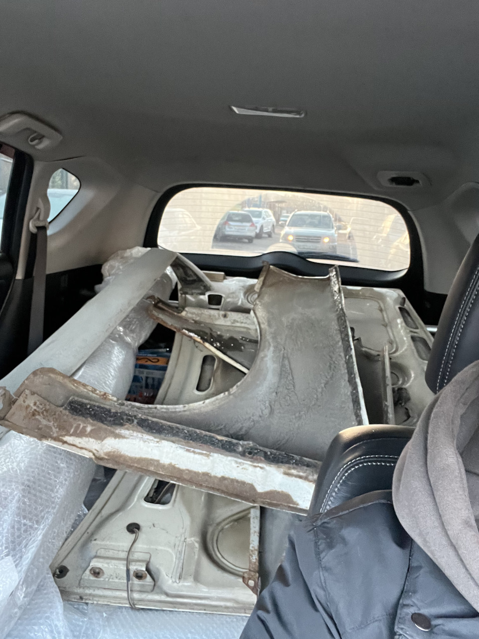 Загрузил все в Равчика(техничка) и полетел на мойку — Lada 2109