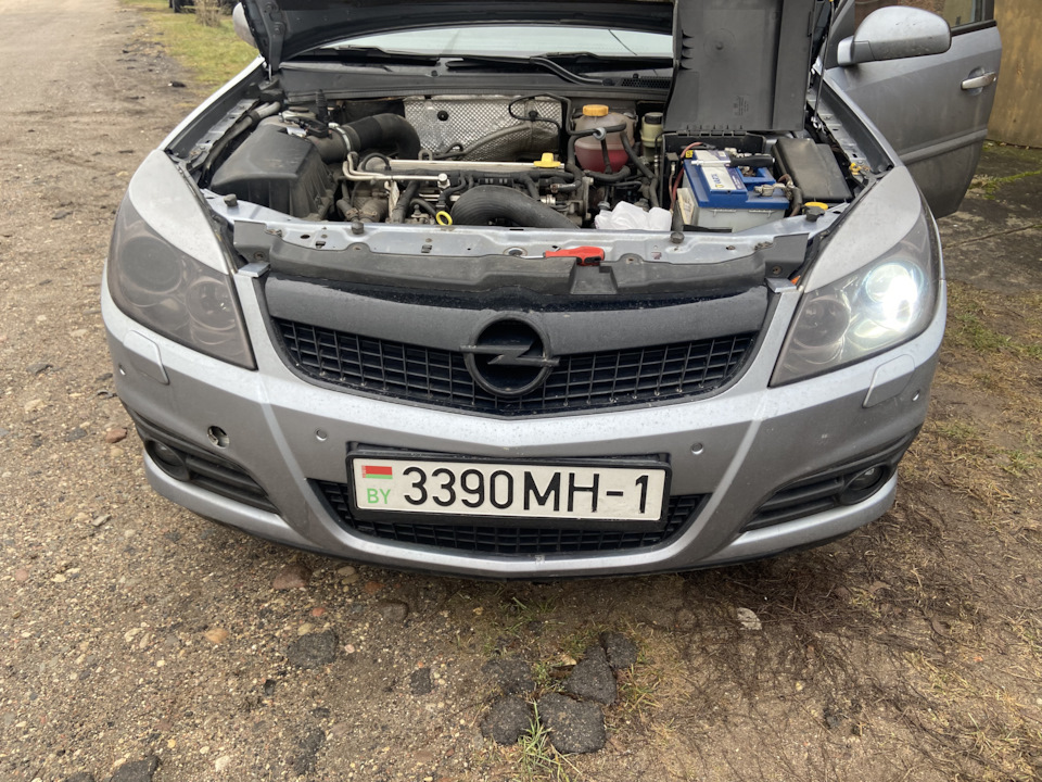 Лед в фары — Opel Vectra C, 2 л, 2007 года | аксессуары | DRIVE2
