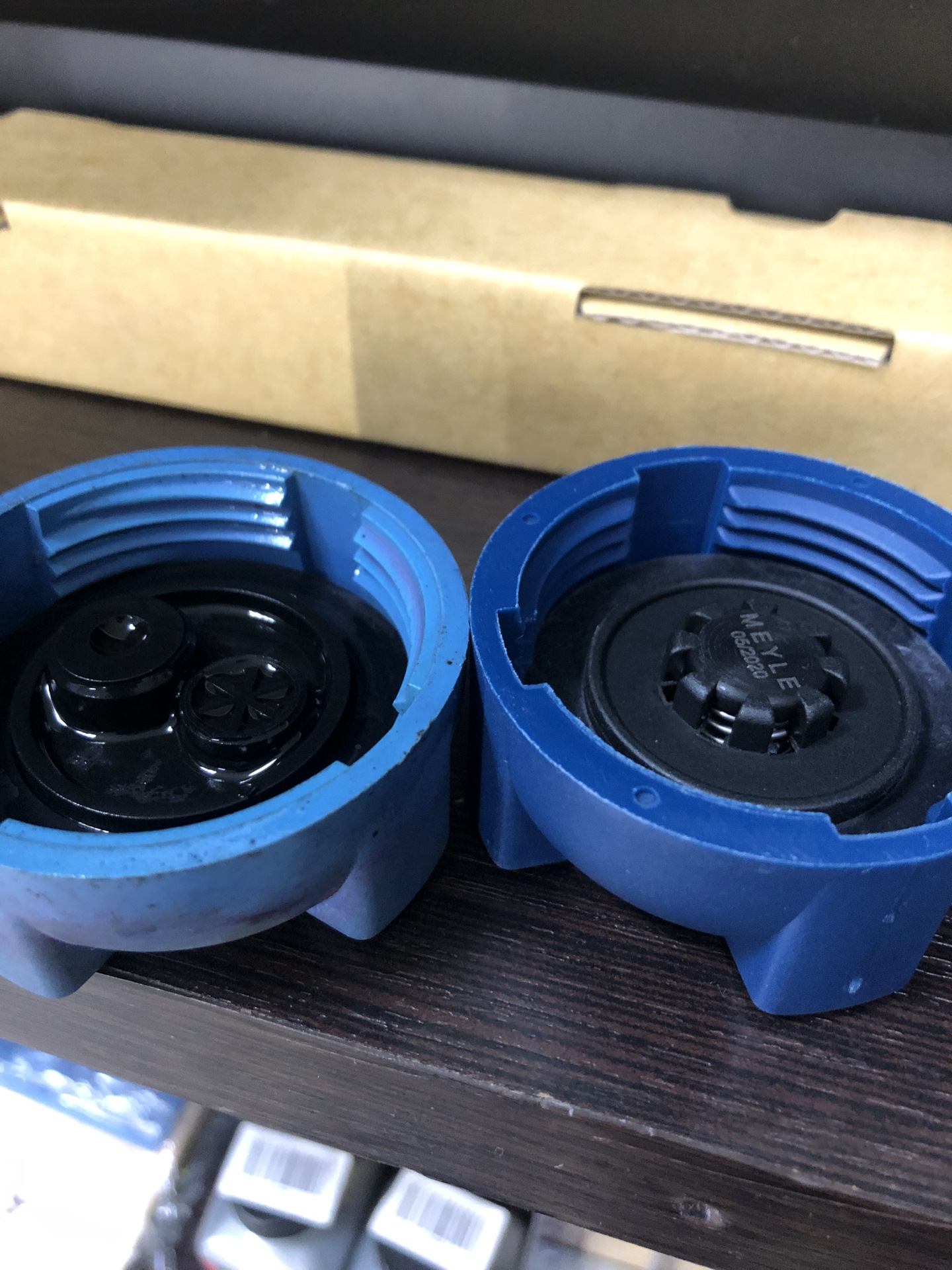 Доработка крышки расширительного бачка — Lada 2115, 1,6 л, 2006 года ...