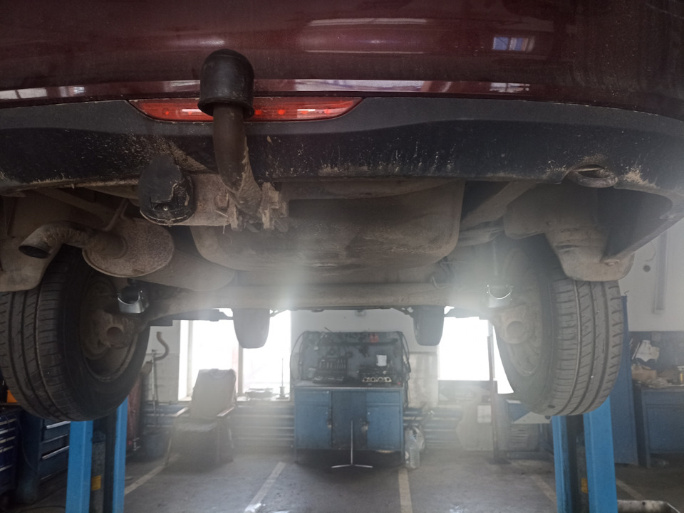 Домики на заднюю подвеску — LADA Гранта лифтбек, 1,6 л., 2015 года ...