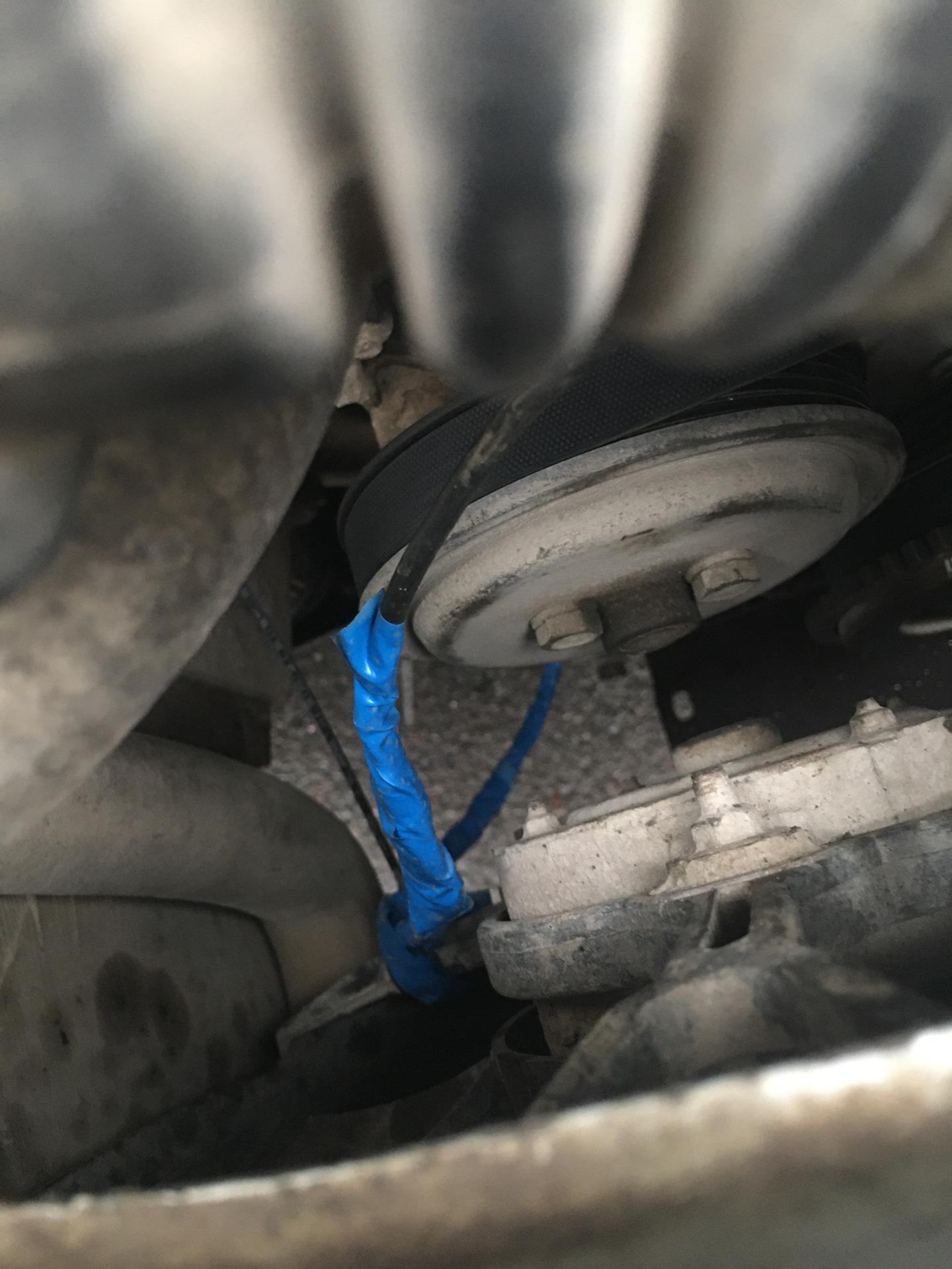 Фишка датчика детонации — Chevrolet Niva (1G), 1,7 л, 2004 года ...