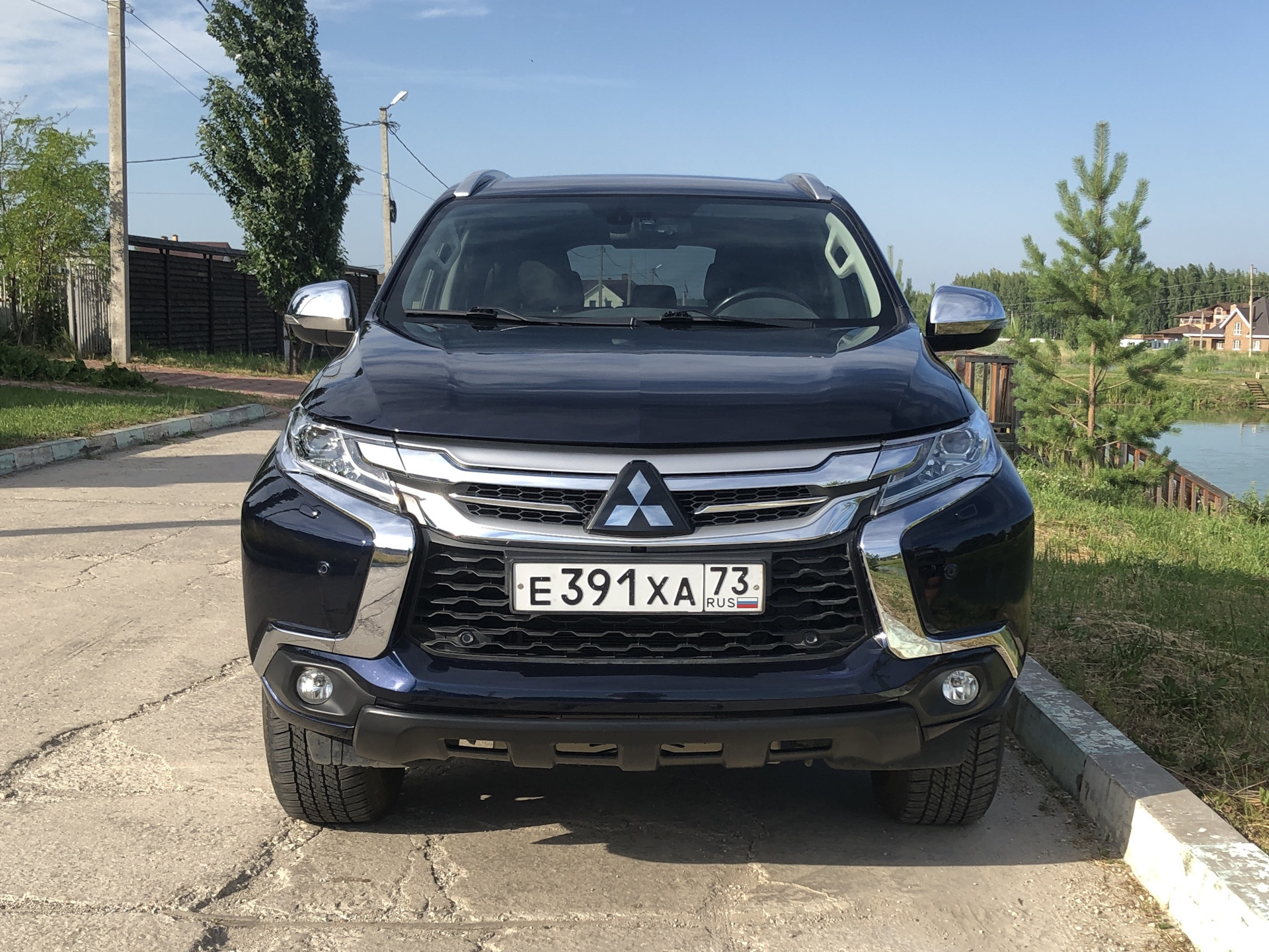 Mitsubishi Pajero Sport 2020 бампер передний