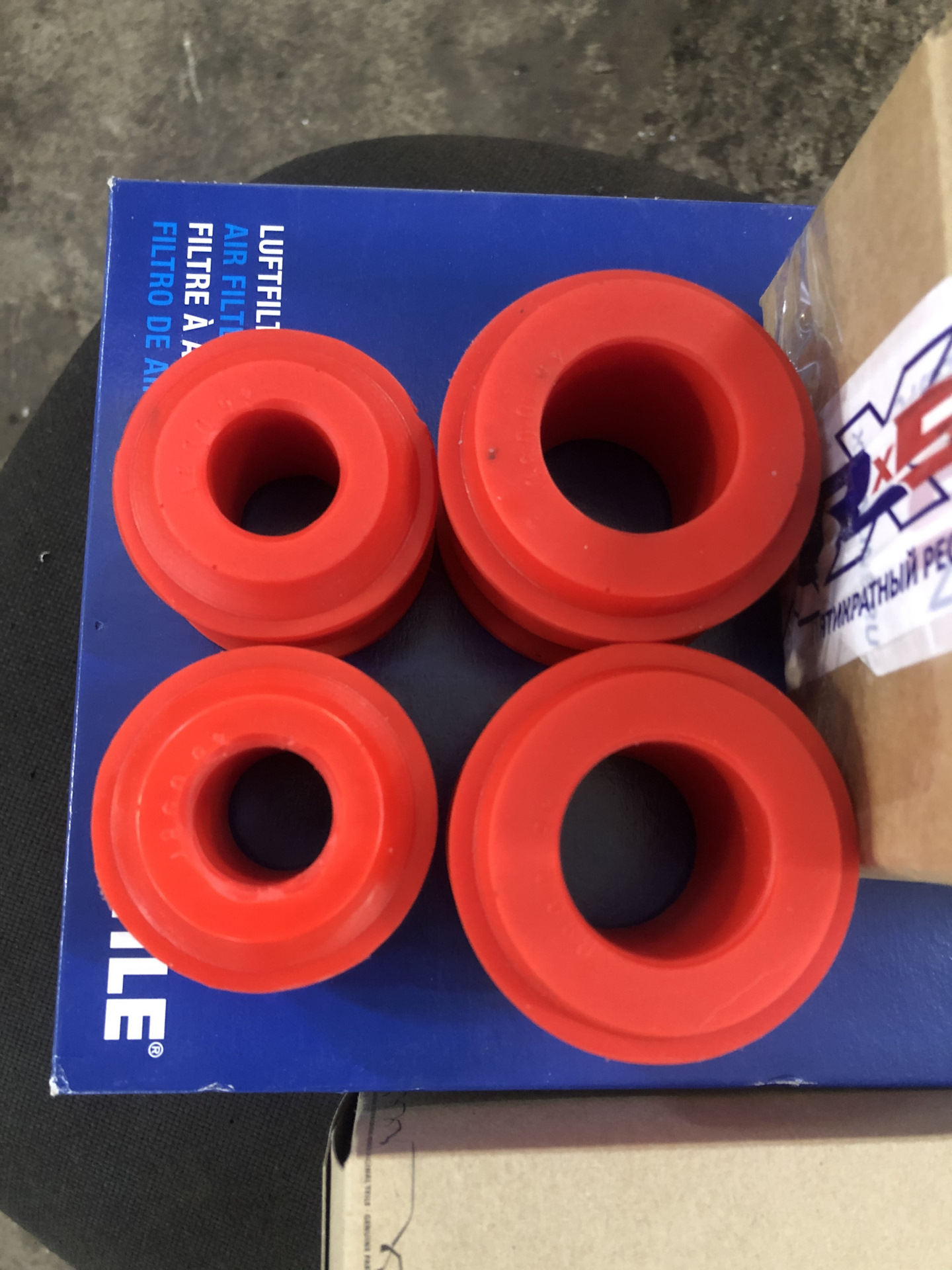 ТО и замена втулок стабилизатора на полиуретан — Volkswagen Touareg (1G ...