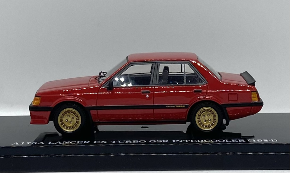 Mitsubishi Lancer ex turbo gsr intercooler 1984 1/43 DISM