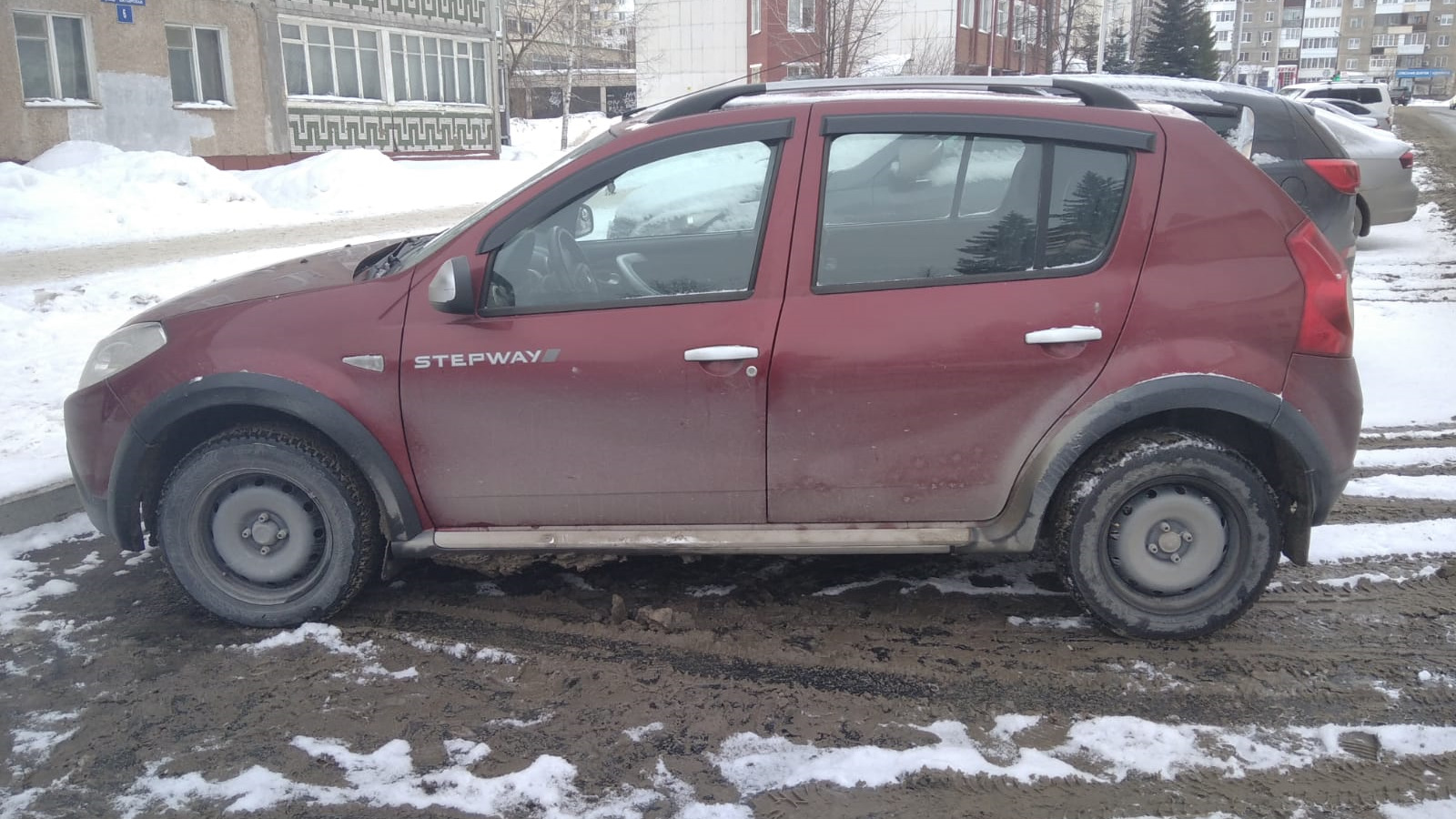 Renault Sandero Stepway (1G) 1.6 бензиновый 2013 | на DRIVE2