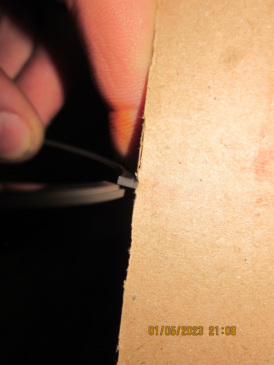 Поршневые кольца HERZOG, нижнее (толстое) компрессионное кольцо скребкового типа, замок кольца — Lada Vesta SW (1G)