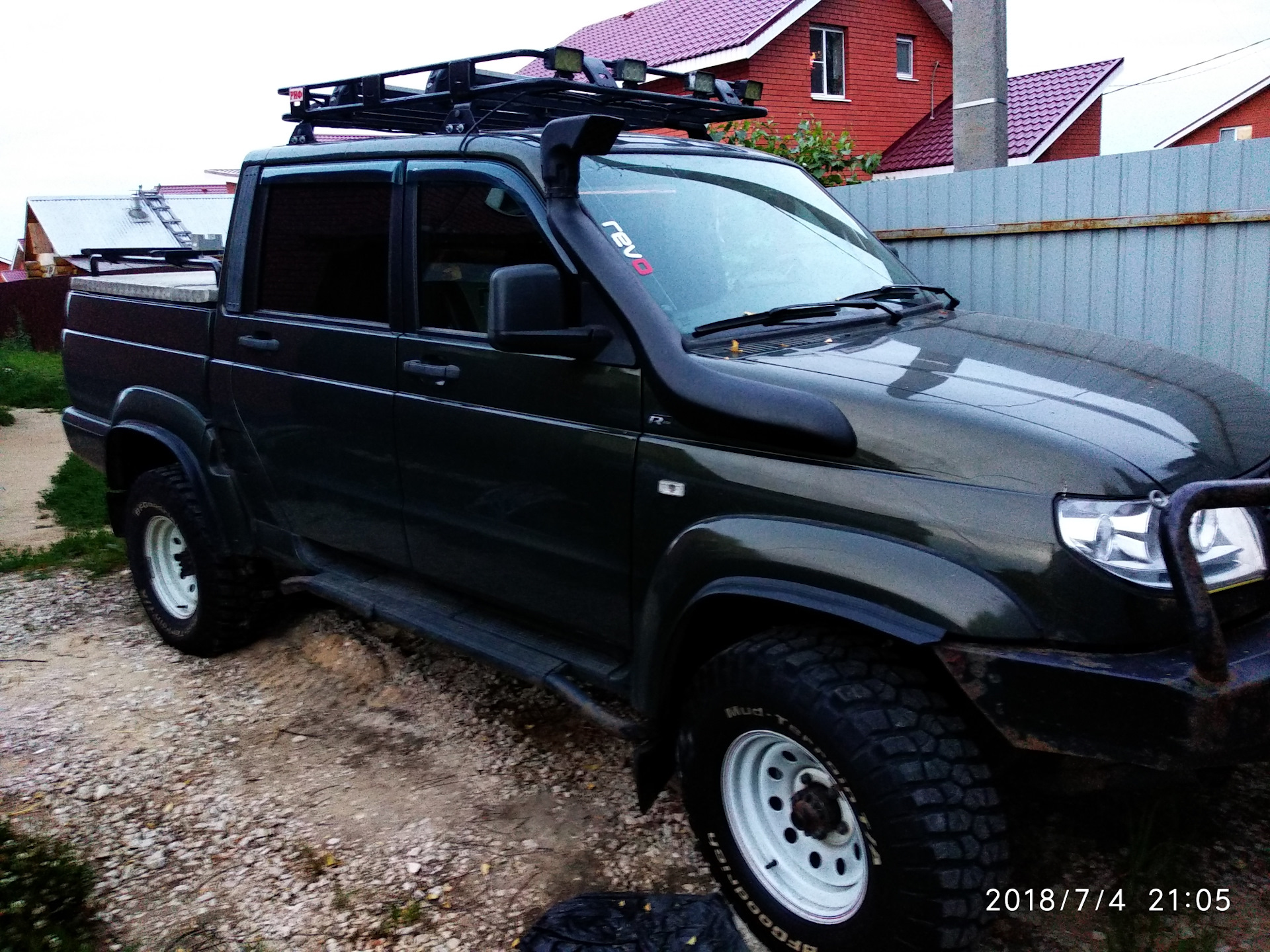 Купить уаз в курске. УАЗ Патриот пикап. УАЗ Патриот пикап 2013. UAZ Patriot Pickup кунг. УАЗ Патриот пикап черный.