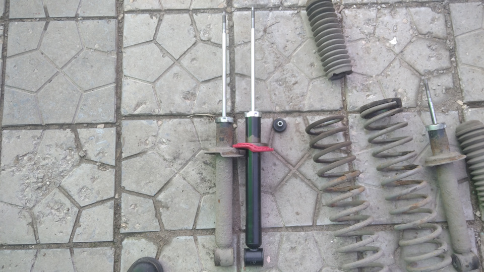 Увеличение клиренса калина 1 / подвеска калина кросс в калину 1 — Lada ...