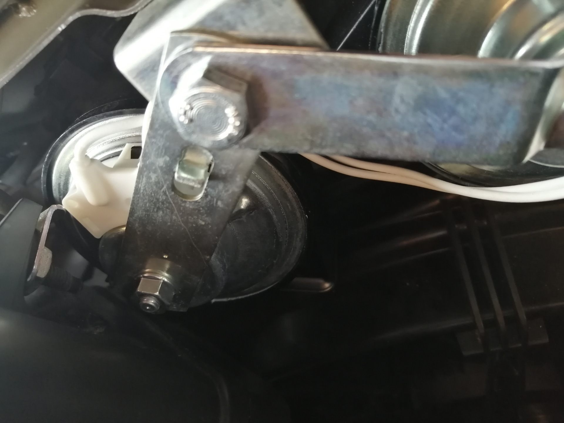 2️⃣0️⃣ Громкий клаксон — Lada XRAY Cross, 1,8 л, 2020 года | аксессуары ...