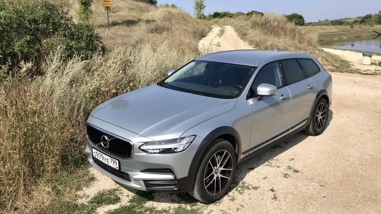 Volvo v90 cross country интерьер