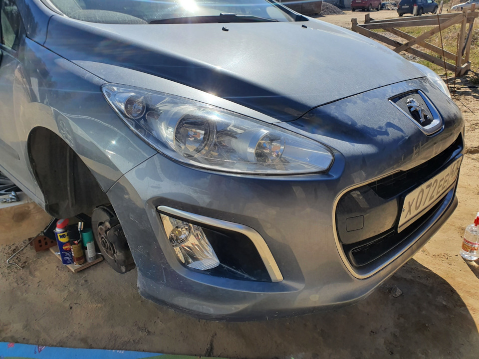 Все готово к ремонту — Peugeot 308 (1G)