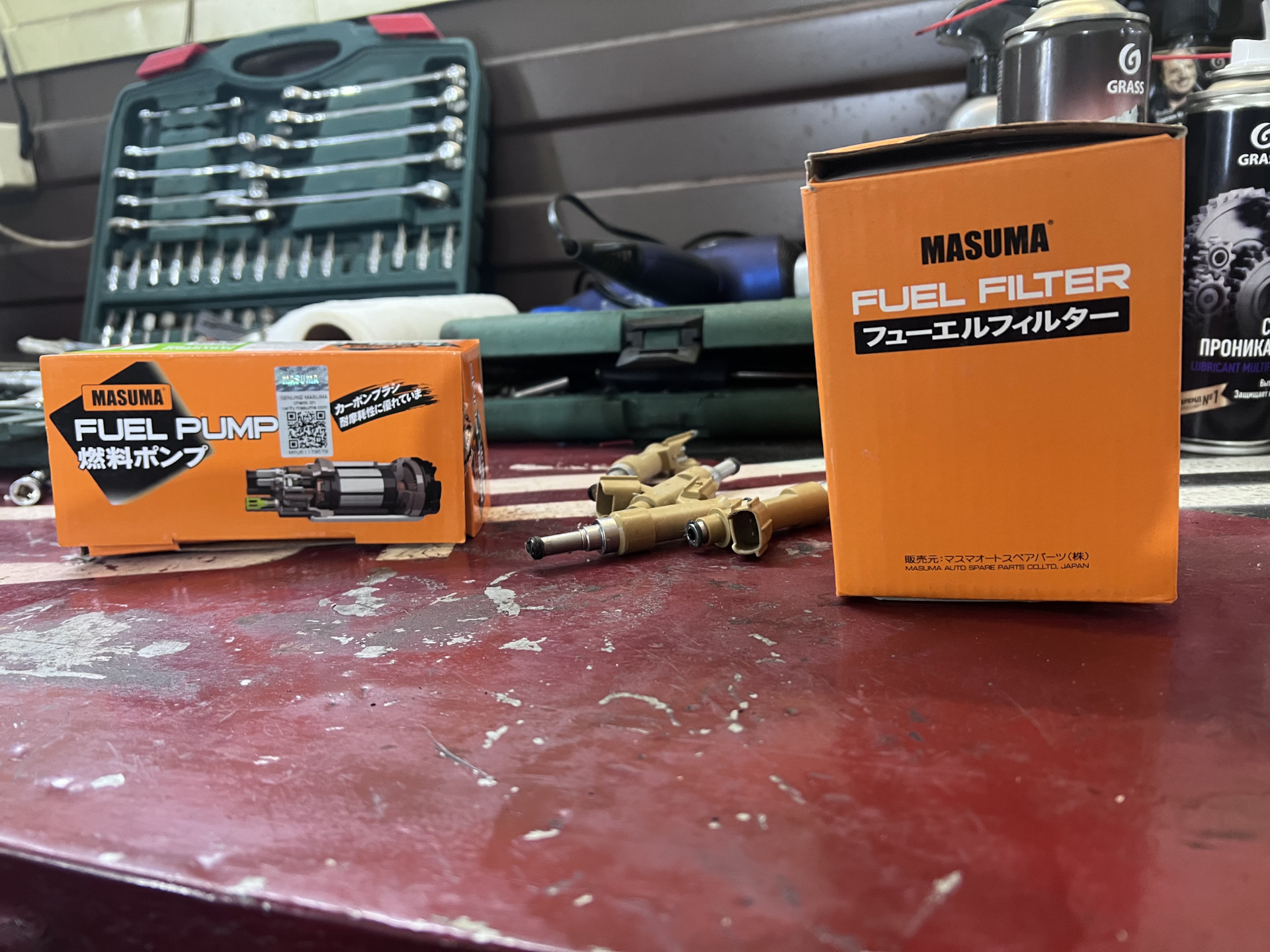 замена топливного фильтра тойота 200. топливный фильтр tlc 200 бензин. замена топливного фильтра тойота 200. фильтр топливный lc200 дизель. топливный фильтр тойота ленд крузер 200 дизель.