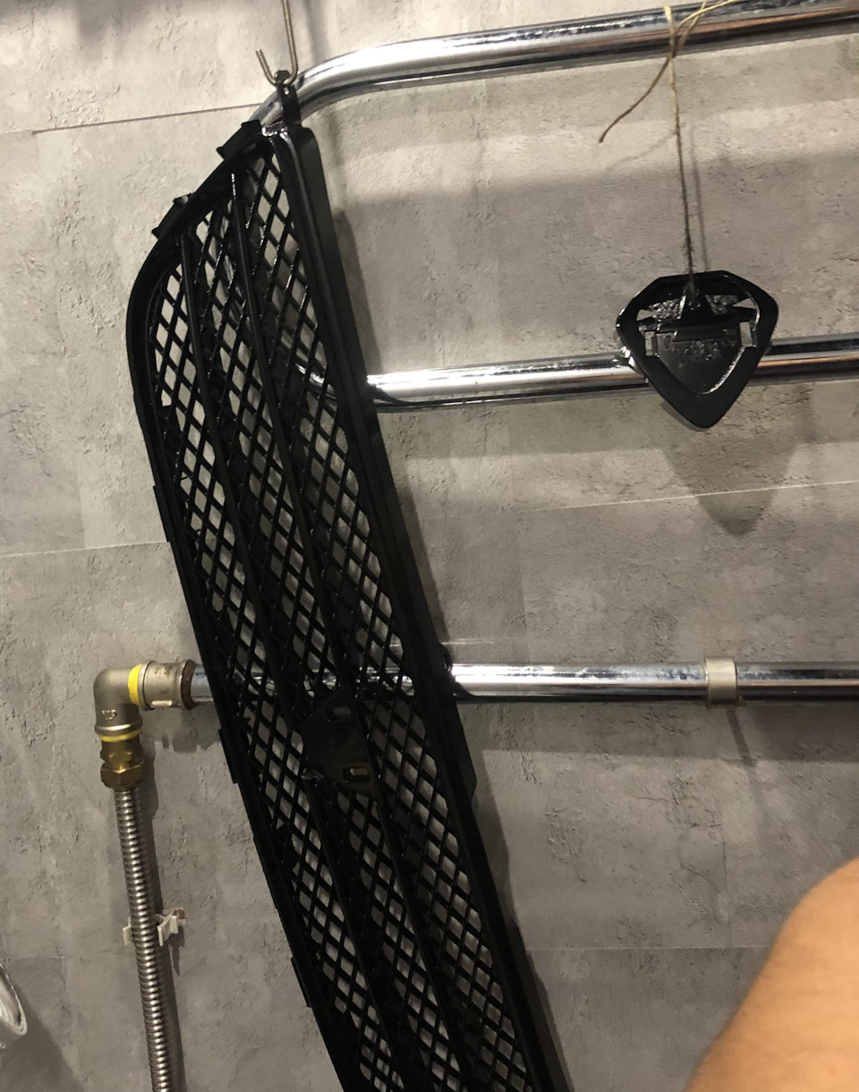 Покраска решетки радиатора или антихром — Toyota Altezza, 2 л, 1998 ...