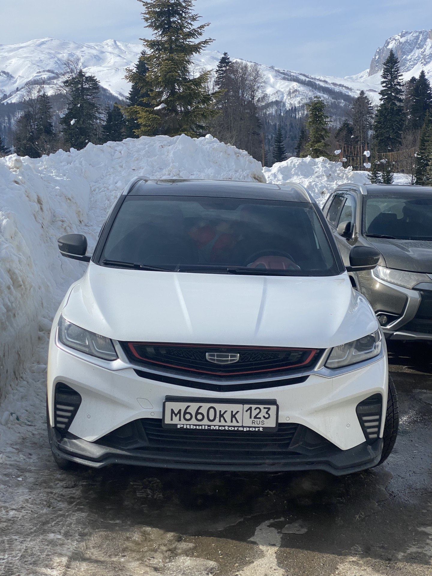 Горы 🏔️ Снег ❄️ Кайф — Geely Coolray, 1,5 л, 2022 года | путешествие |  DRIVE2