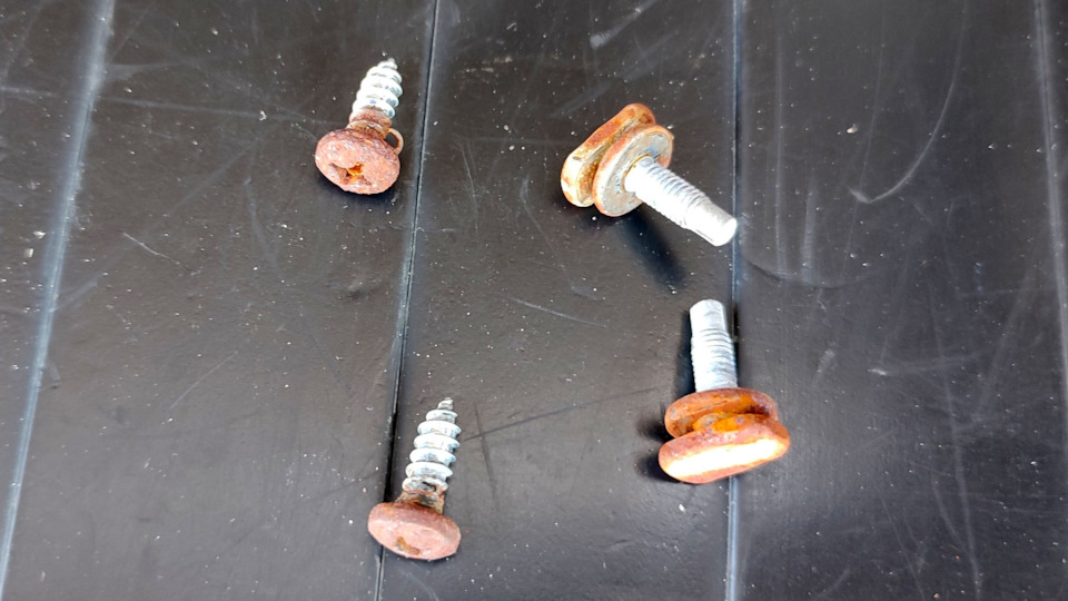 Фото в бортжурнале Nissan X-Trail III (t32)