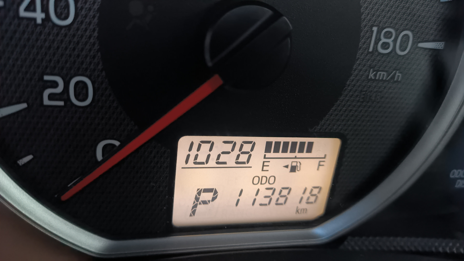 Новый спидометр — Toyota Corolla Axio (E160), 1,5 л, 2014 года ...