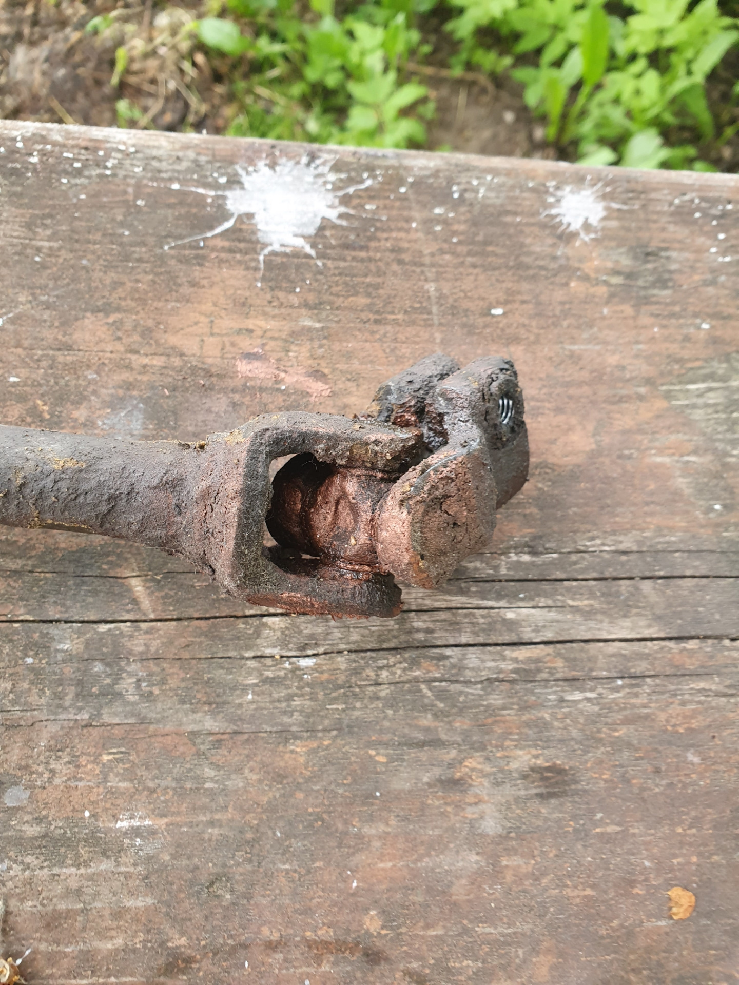 Замена крестовины рулевой рейки — Audi Q5 (1G), 2 л, 2010 года ...