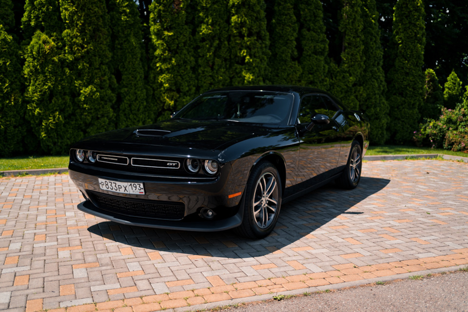 Dodge Challenger 1900