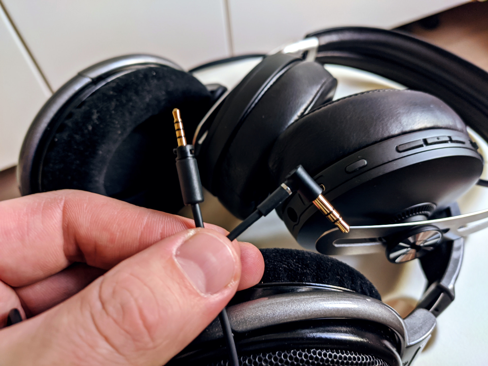 Наушники Sennheiser Momentum 4 Wireless Купить